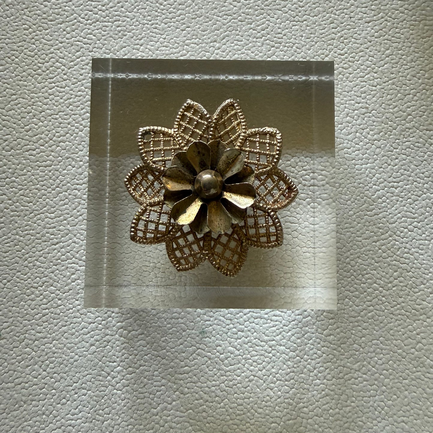 Filigree Floral Acrylic Cube