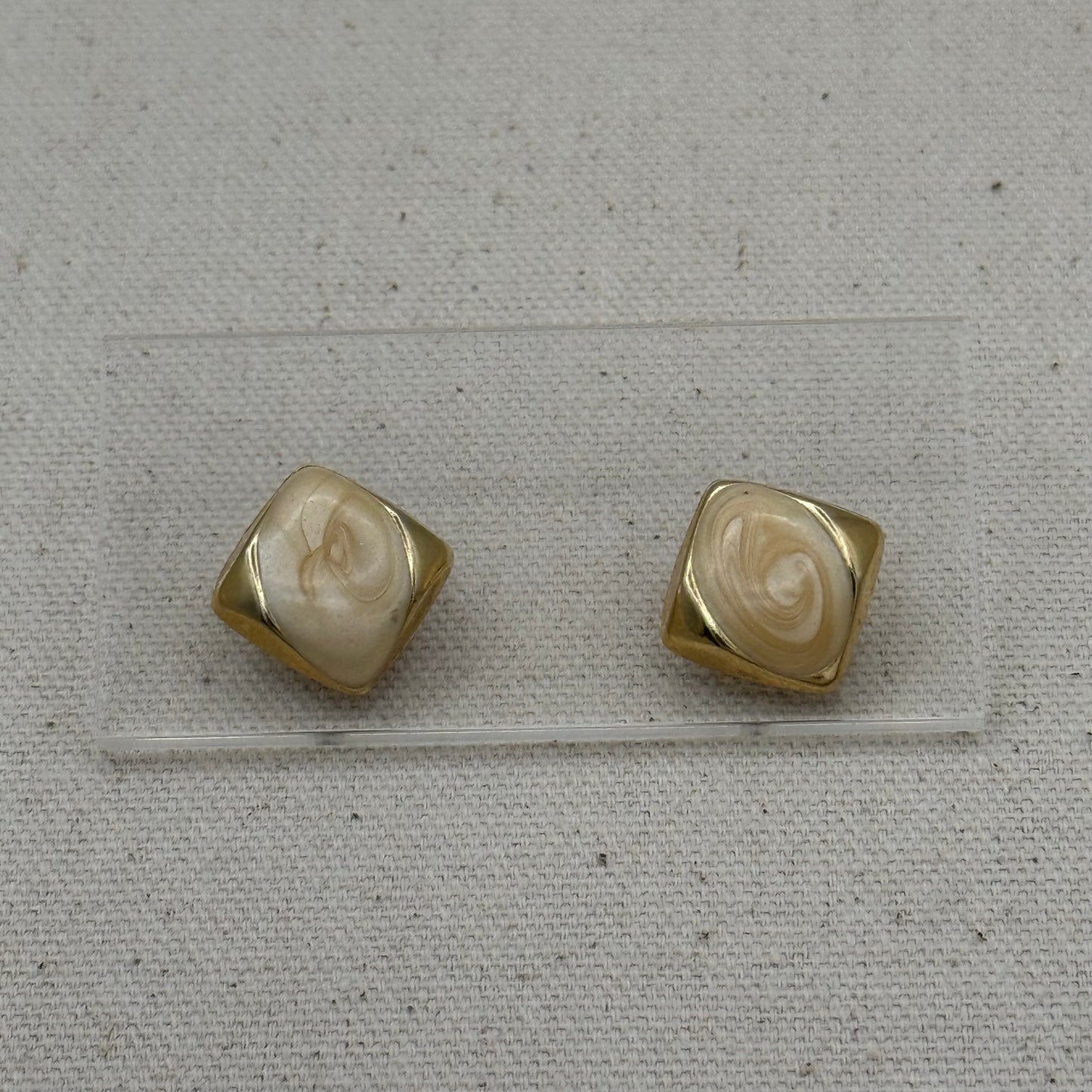 Cream Swirl Square Earrings