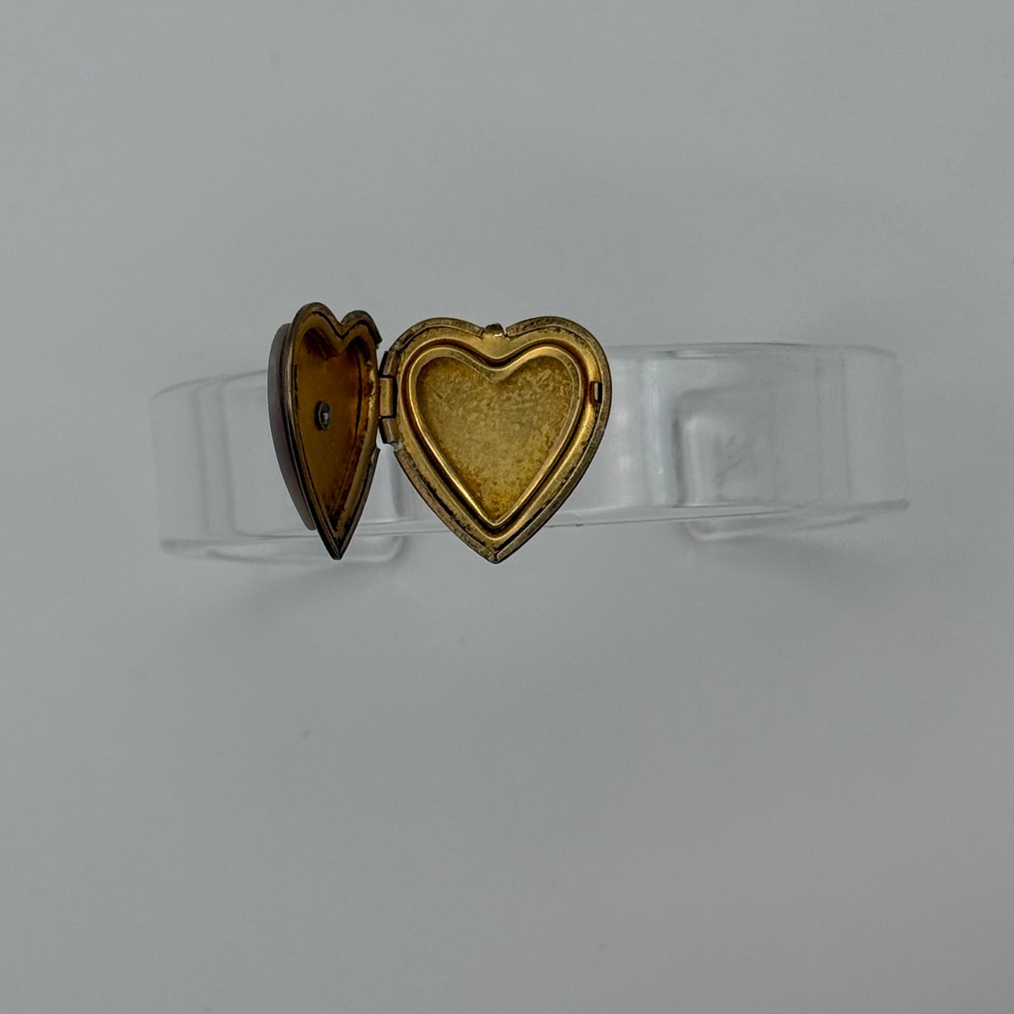 US Great Seal Heart Locket Narrow Acrylic Cuff (OSFM)