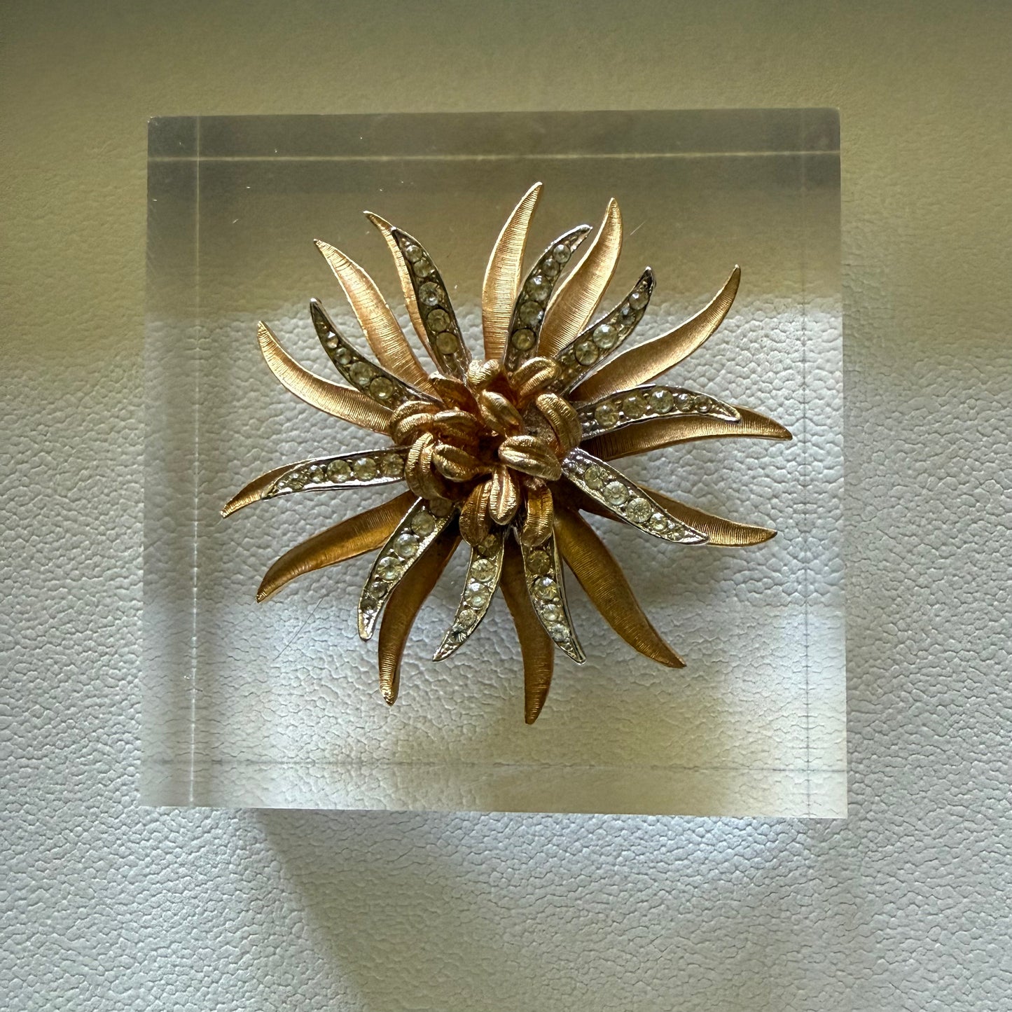 Crystal Burst Flower Acrylic Cube