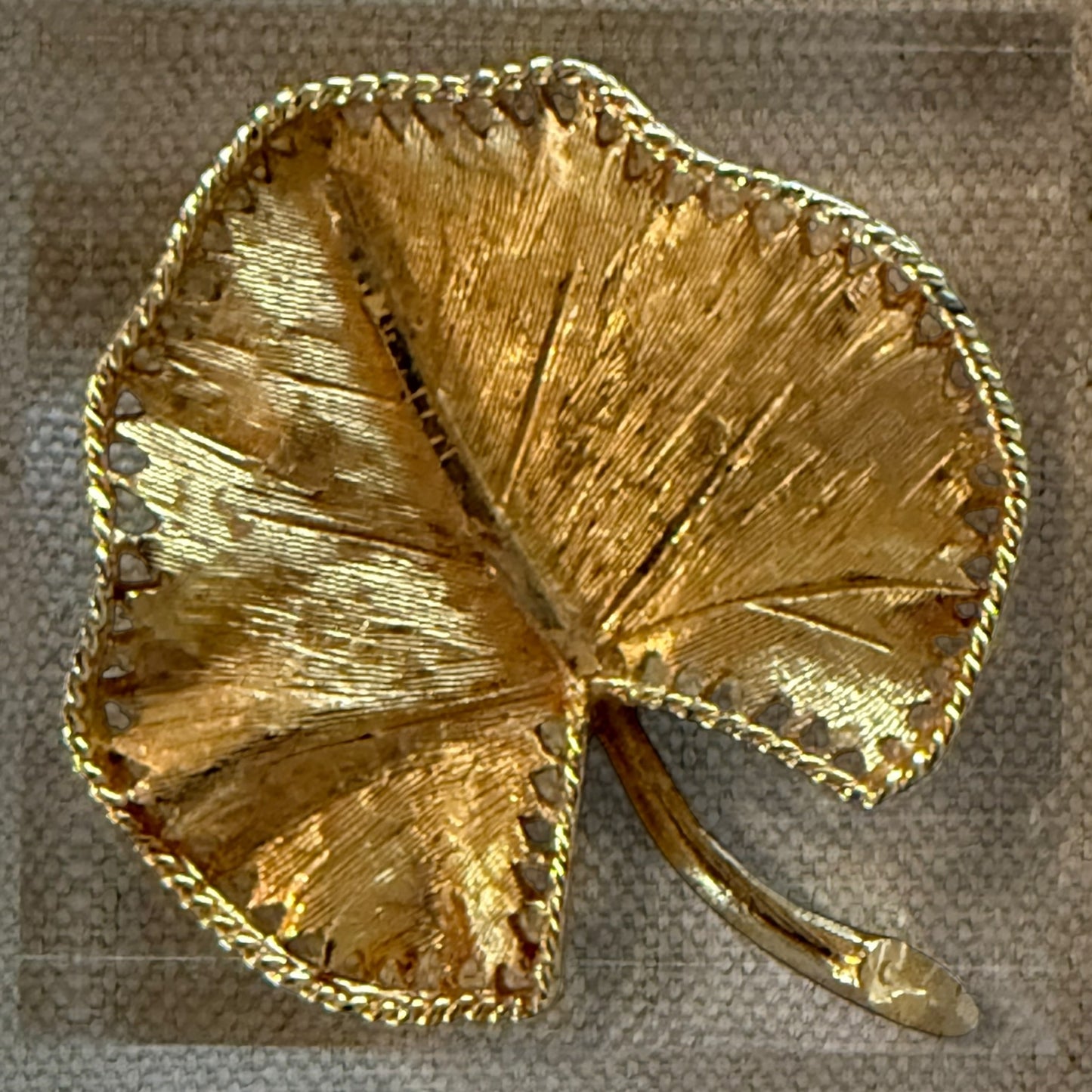 Gilded Golden Ginko Acrylic Cube