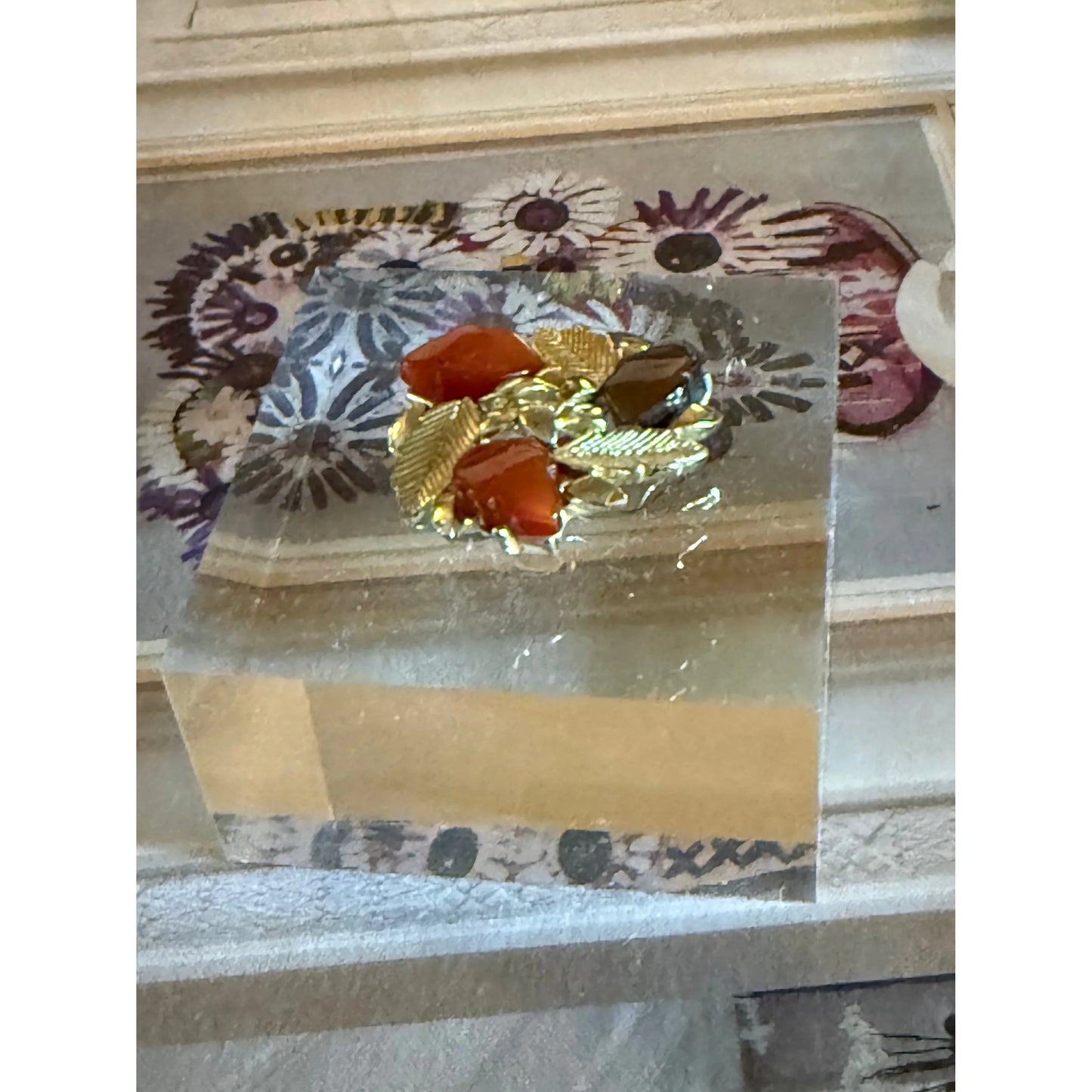 Champagne Autumn Wreath Acrylic Cube