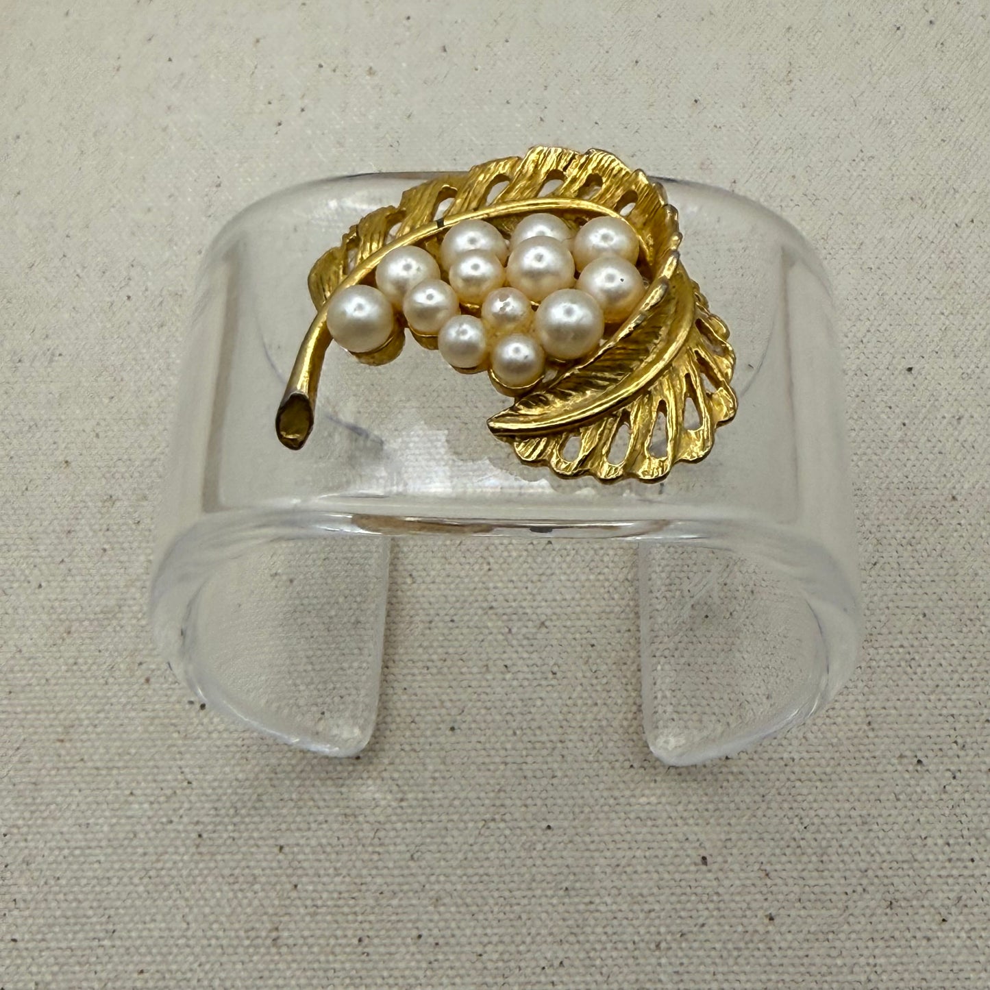 Pearl Spray Leaf Wide Acrylic Cuff (OSFM)