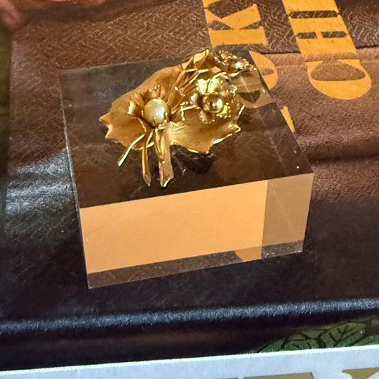 Garden in Gold Acrylic Cube