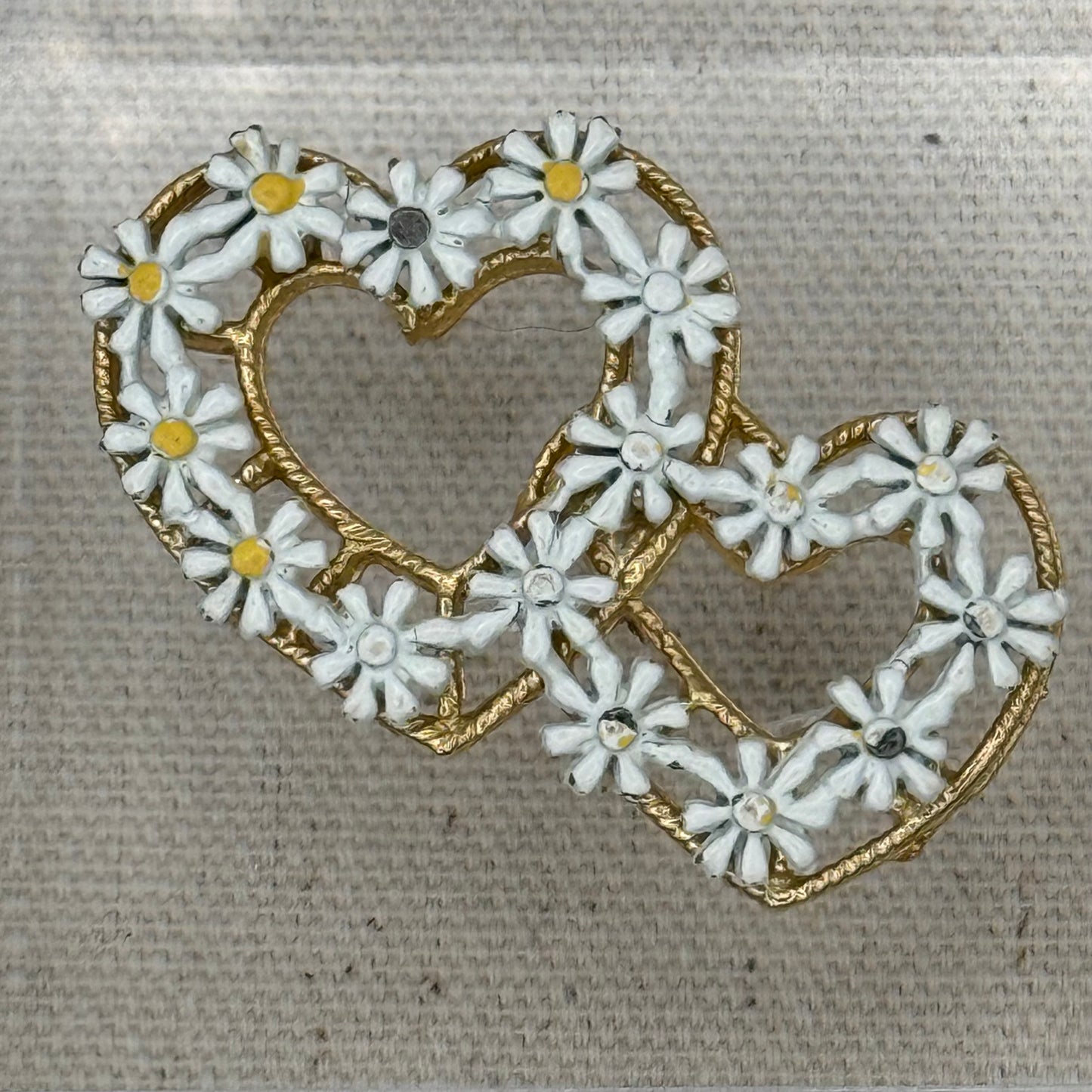 Double Daisy Enamel Hearts Acrylic Cube