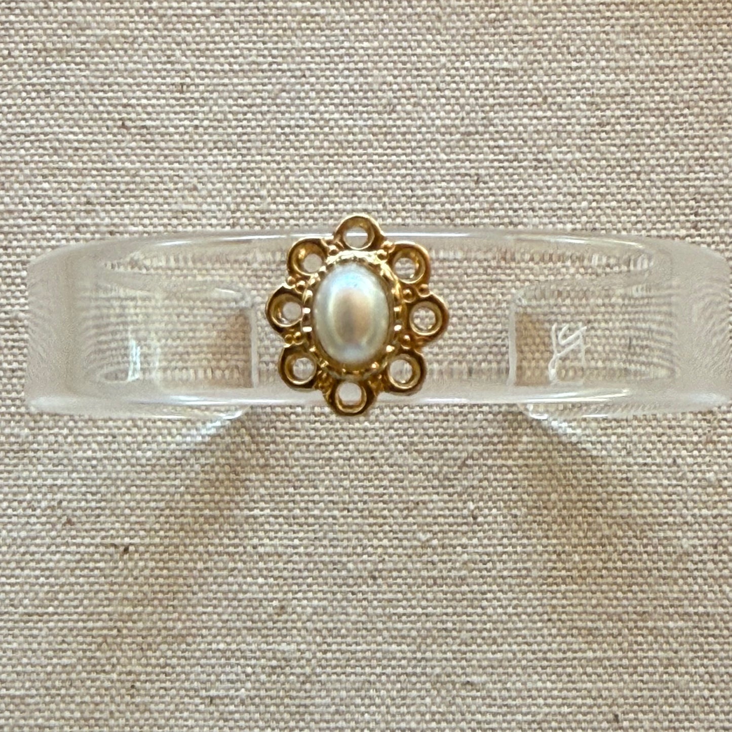Oval Faux Pearl Flower Narrow Acrylic Cuff (OSFM)