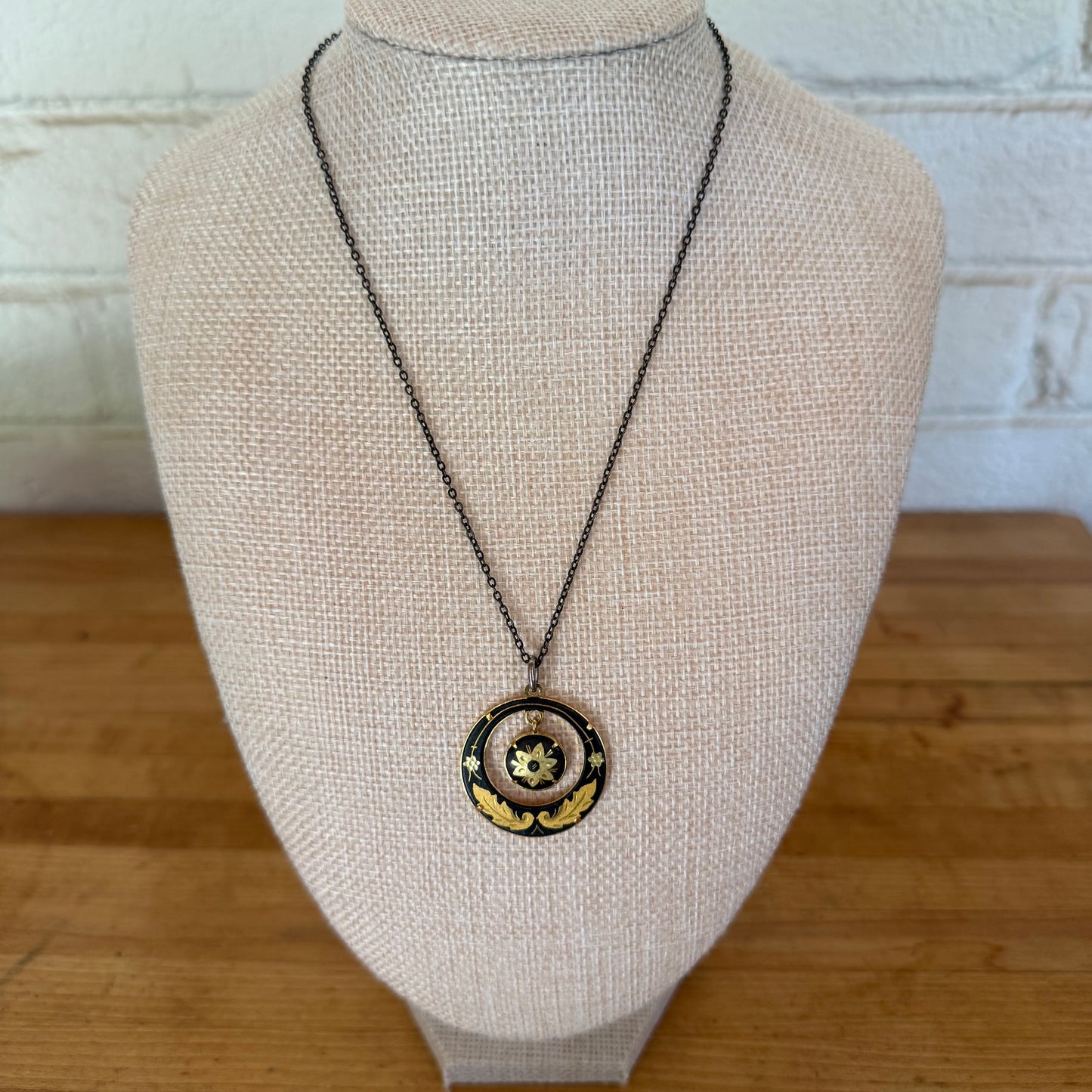 Victorian Black and Gold Enamel Floral Swing Pendant Necklace