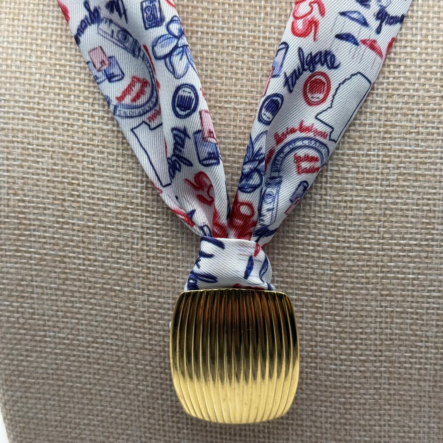 Oxford Tailgate Scarf with Vintage Gem - Gold Ribbed Barrel