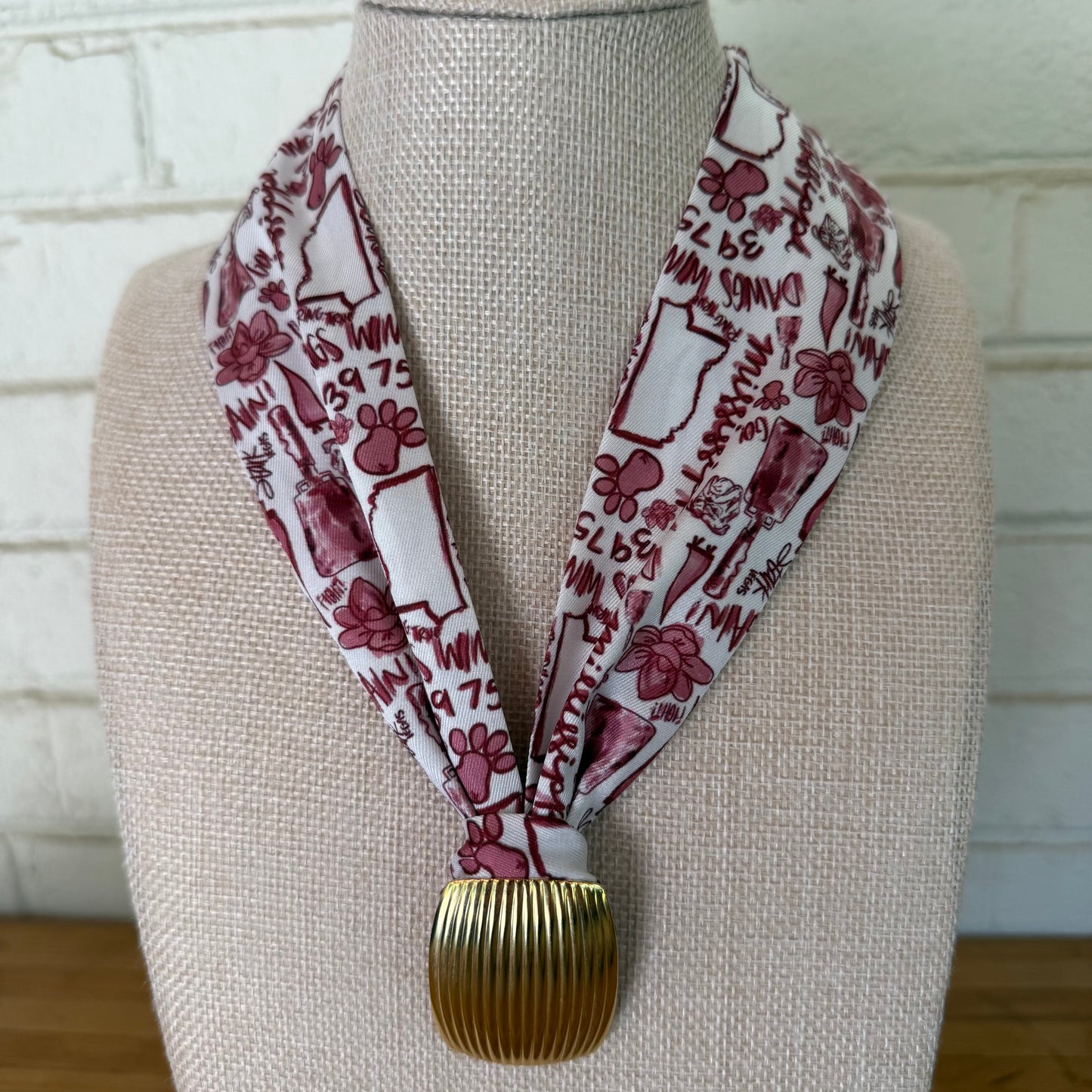 Starkville Tailgate Scarf with Vintage Gem - Ribbed Gold Barrel