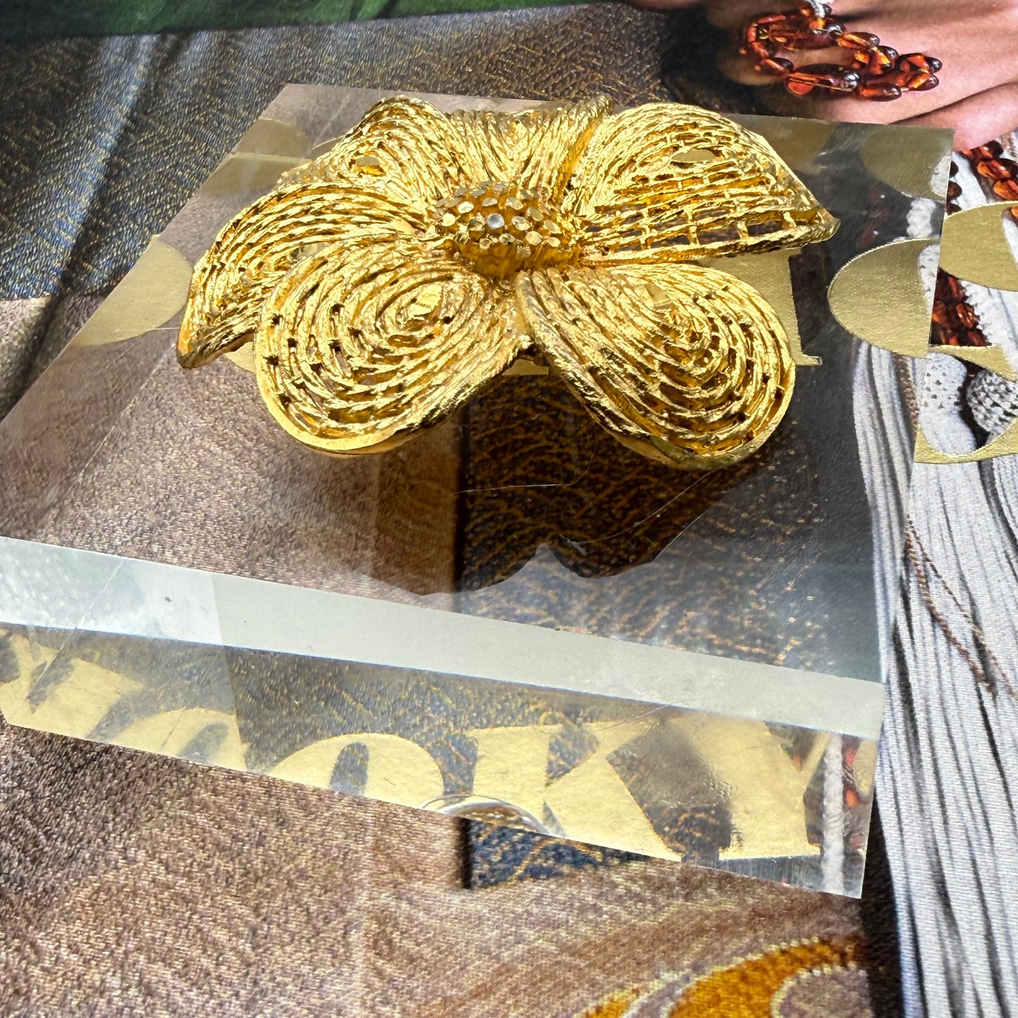 Woven Floral Acrylic Cube