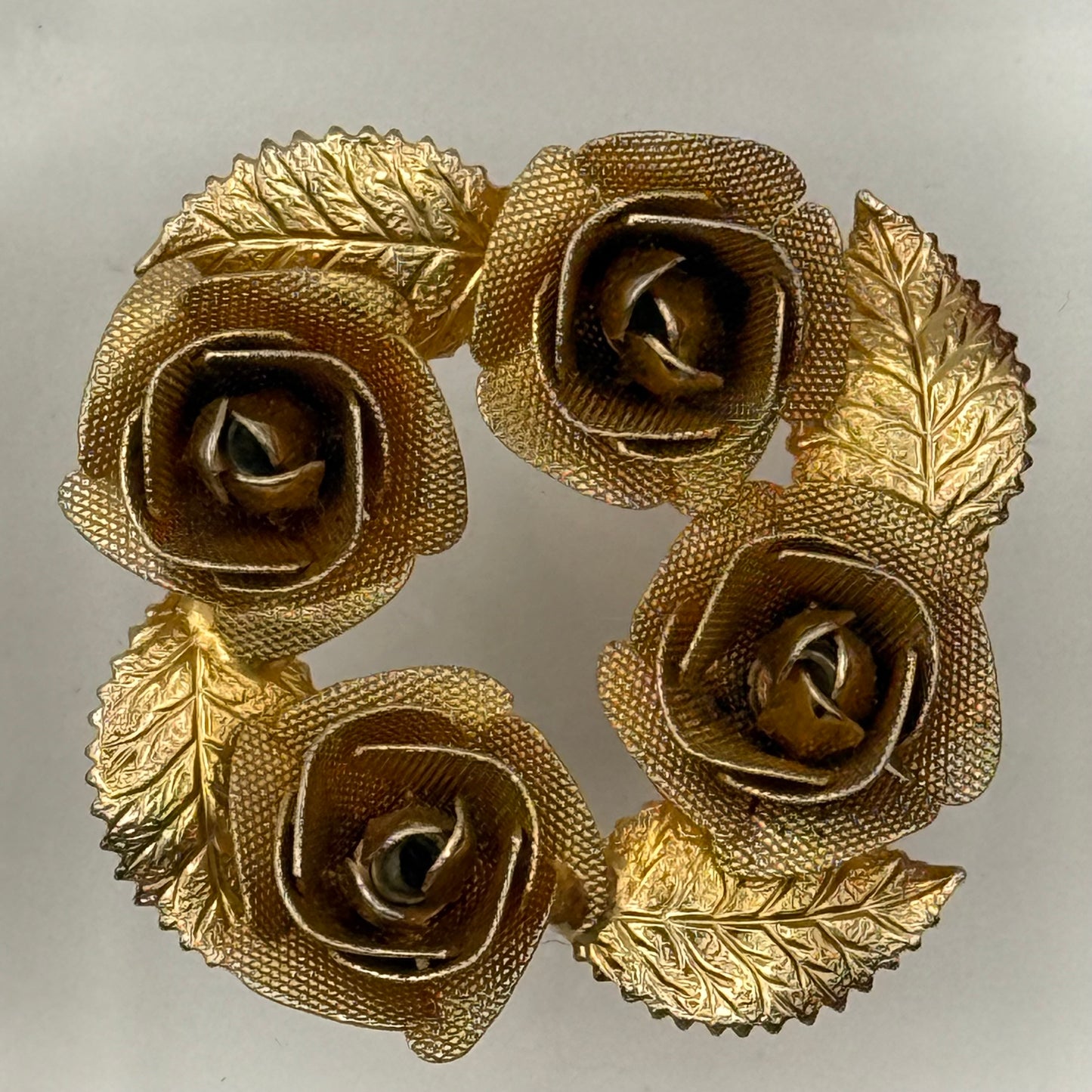 Four Rose Wreath Acrylic Cube